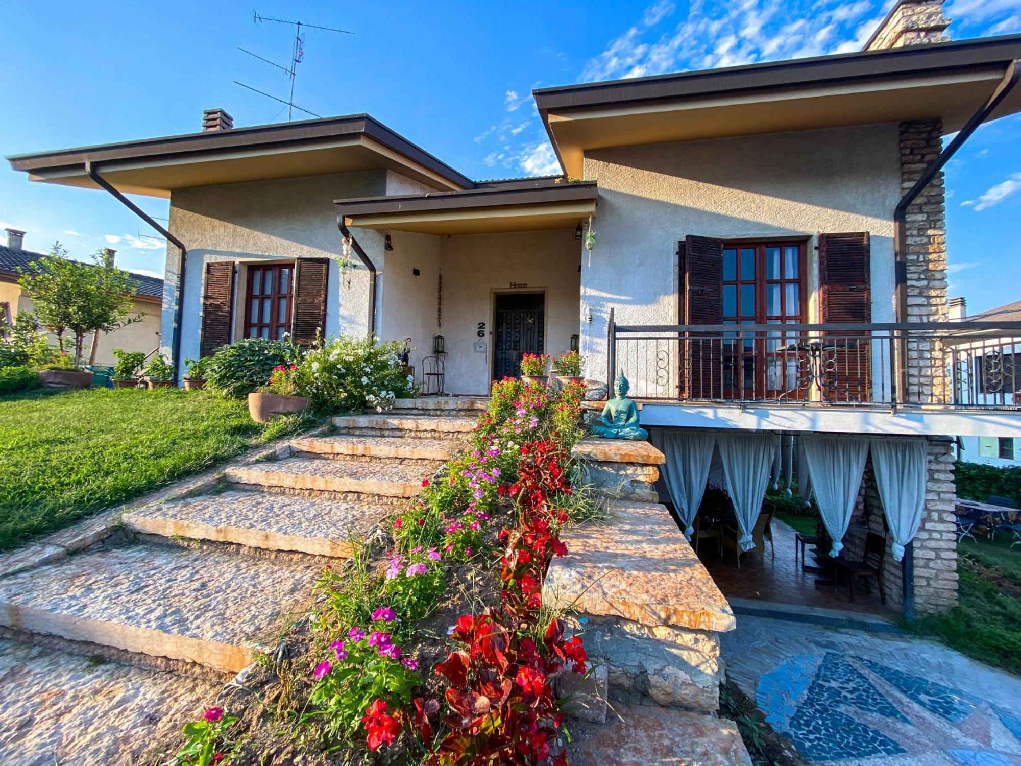 Villa Magellano Кастелнуово дел Гарда Екстериор снимка